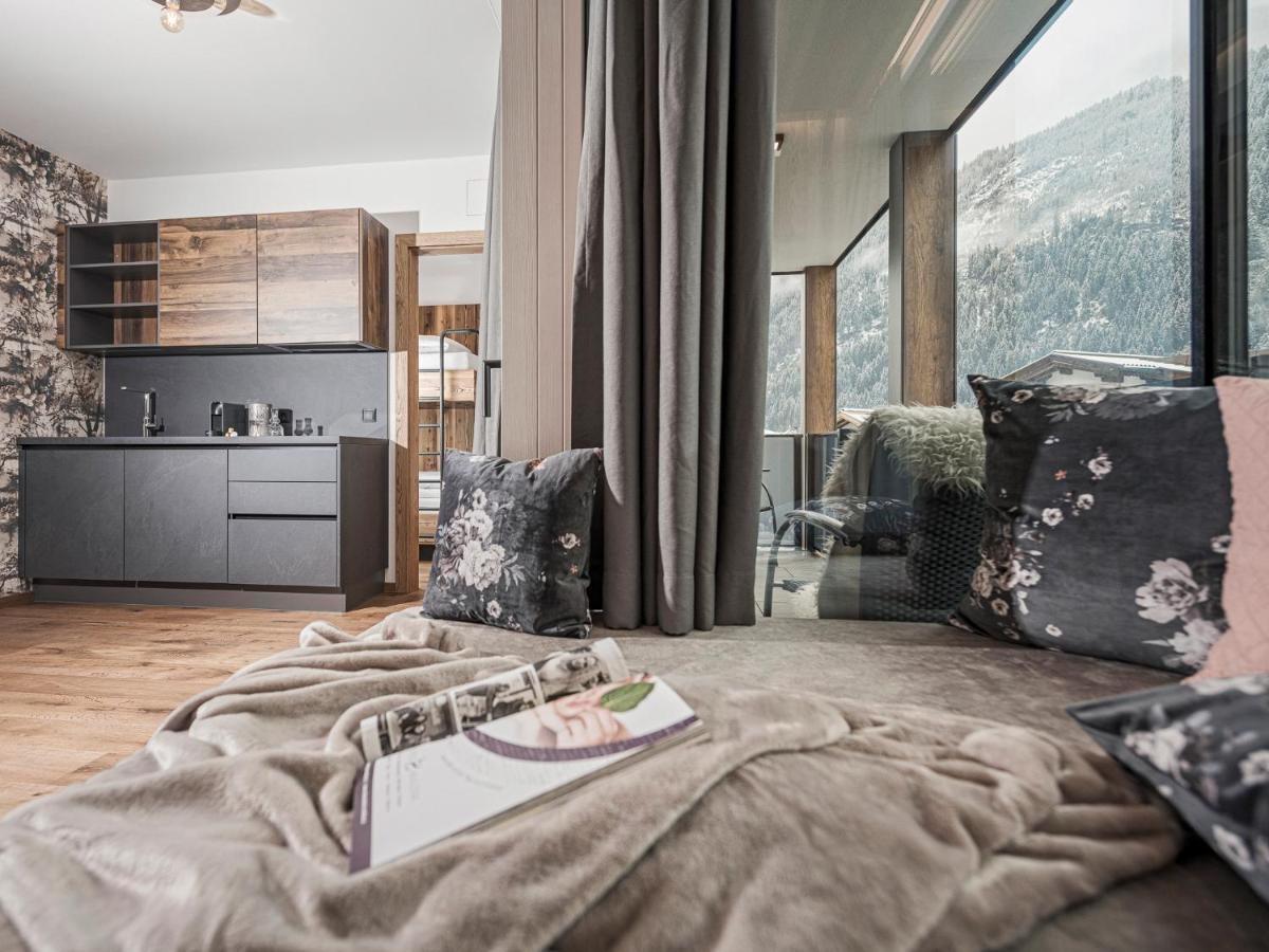 Appartamento Platzhirsch Apart & Mayrhofen Esterno foto